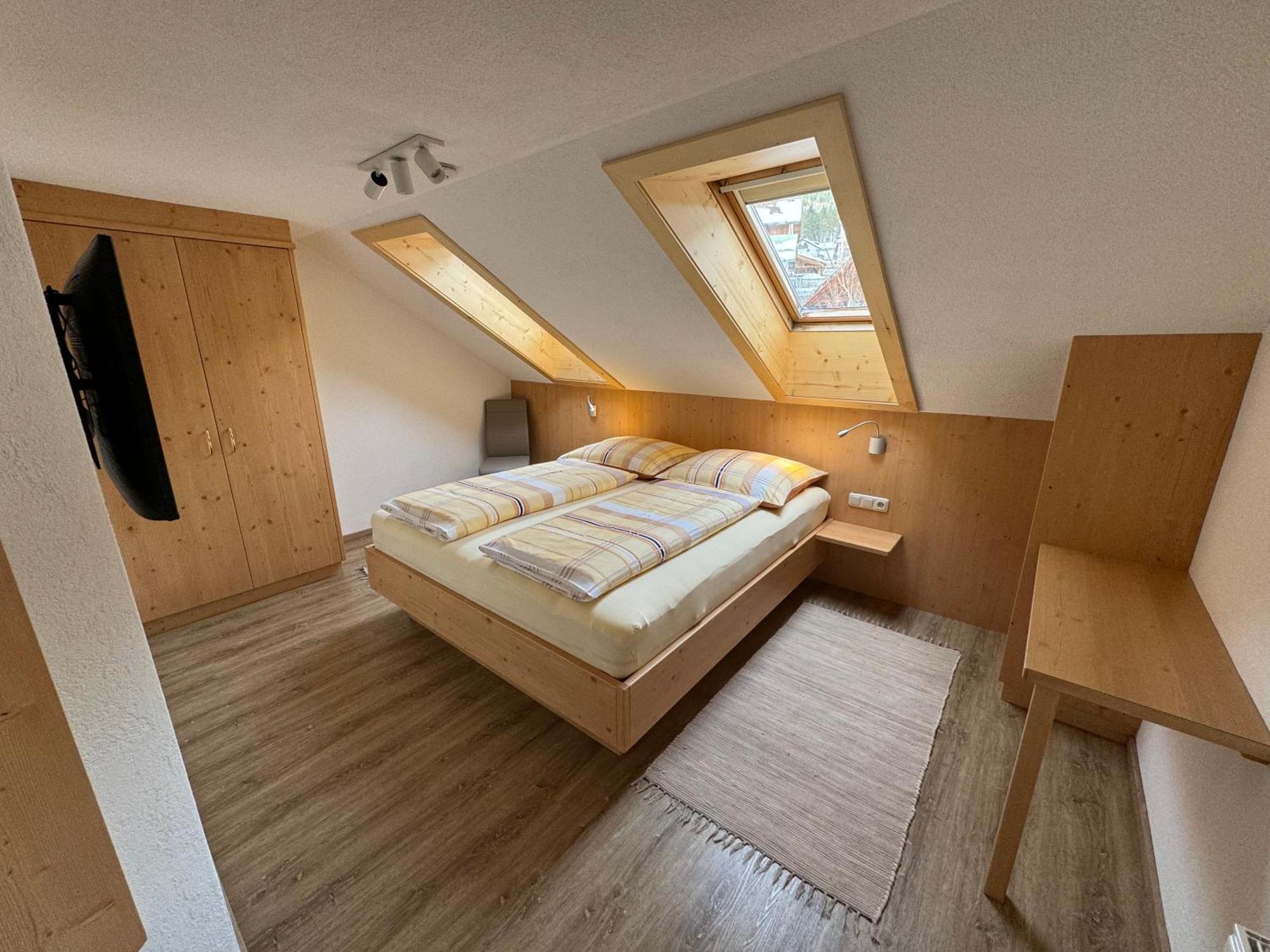 Appartement Haus St. Bernard à Pettneu am Arlberg Extérieur photo